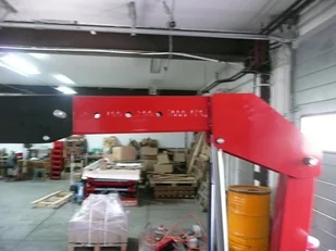 030 1648 Żurawik warsztatowy przewoźny udźwig 500 kg - Wyposażenie gospodarstwa rolnego - miniaturka - grafika 9