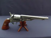 Repliki - broń - Denix SA REPLIKA REWOLWER COLT NA STOJAKU MODEL 1007G+800 1007G+800 - miniaturka - grafika 1