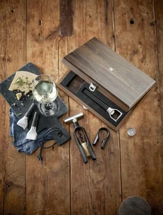 WMF Baric Sommelier zestaw do wina, 5-częściowy w orzech włoski drewnianym pudełku, korkociąg, nóż do folii, korek do butelek, wina ze sztukatorskie, otwieracz do butelek, czarna 662866040 - Pojemniki na przyprawy - miniaturka - grafika 3