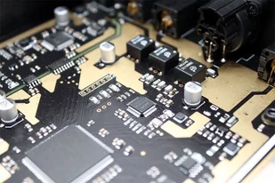 Kinki Studio Kinki Studio VISION DAC-1 - przetwornik cyfrowo-analogowy (czarny) Kinki Studio VISION DAC-1 (czarny) - Przetworniki DAC - miniaturka - grafika 5