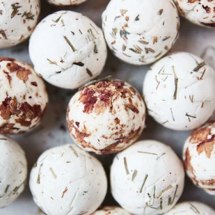 Meraki Meraki - Zestaw trzech kul do kąpieli Meraki - Zestaw trzech kul do kąpieli - Kosmetyki do kąpieli - miniaturka - grafika 4