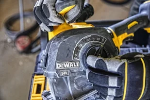DeWalt Akumulatorowa bruzdownica 54V XR FLEXVOLT DCG200NT-XJ - Szlifierki i polerki - miniaturka - grafika 7