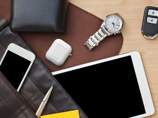 Spigen etui silikonowe case do Apple Airpods white 066CS24809 - Etui i futerały do telefonów Spigen etui silikonowe case do Apple Airpods white 066CS24809 - Etui i futerały do telefonów - miniaturka - grafika 11