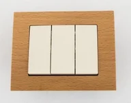 Sterowniki i przekaźniki - VILMA Włącznik potrójny beżowy VILMA P510-030-02BE - miniaturka - grafika 1