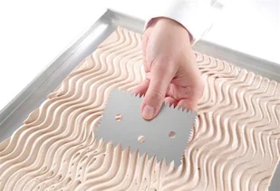 Hendi Skrobka cukiernicza prostokątna ZĄBKOWANA ze stali nierdzewnej 102x69mm 554234 Skrobka cukiernicza prostokątna ZĄBKOWANA ze stali nierdzewnej 102x69mm 554234 554234 - Akcesoria i części AGD - miniaturka - grafika 2