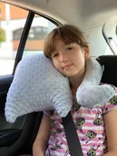 Akcesoria do fotelików - Kot Poduszka podróżna ozdobna na prezent od Bajbi - miniaturka - grafika 1