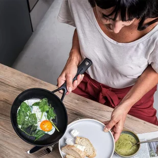 KitchenAid Patelnia ceramiczna 28 cm cc003293-001 - Patelnie - miniaturka - grafika 7