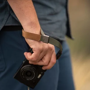 Peak Design Pasek Na Nadgarstek Cuff v3 szarozielony CF-SG-3 - Paski, szelki, uprzęże foto - miniaturka - grafika 10