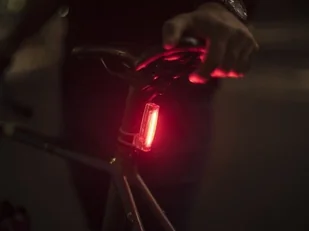 Knog Zestaw lampek rowerowych przód + tył PLUS TWINPACK - Lampki rowerowe - miniaturka - grafika 2